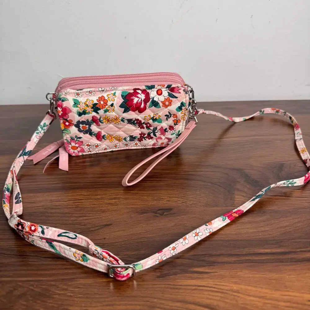 Vera‎ Bradley All-in-One Floral Crossbody/Wristlet Prairie Paisley